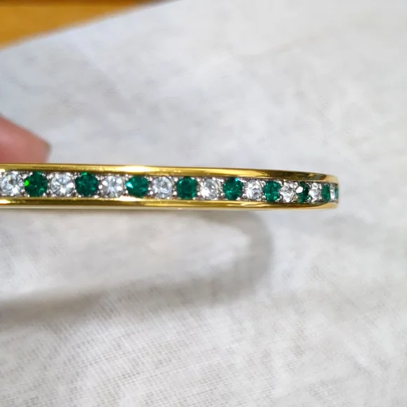 Swarovski crystal green and clear/diamond look pave hinged gold bracelet - Picture 8 of 10